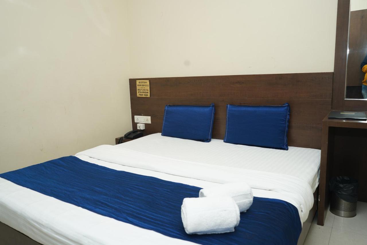 Hotel Satyug Ujjain Exterior photo